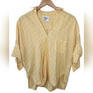 Holding Horses from Anthropologie Yellow Plaid tuck top 2